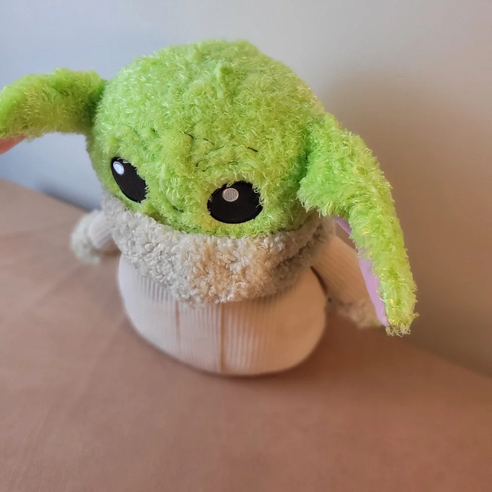 Grogu Plush Talking Baby Yoda Mandalorian Star Wars Pillow Squishy Soft Plushie.